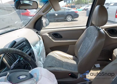 2002 Ford Escape Xls из США, поврежденный, VIN 1FMYU01122KA26097